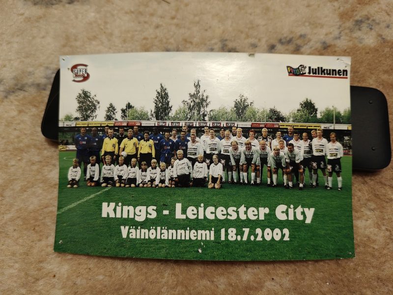 Ravitsemusterapia, ravitsemusterapeutti, Terveystieteiden maisteri. PLuS Nutriotion, palvelut etänä. Petri Luhio vuonna 2002 pelaamassa Leicester City joukkuetta vastaan.